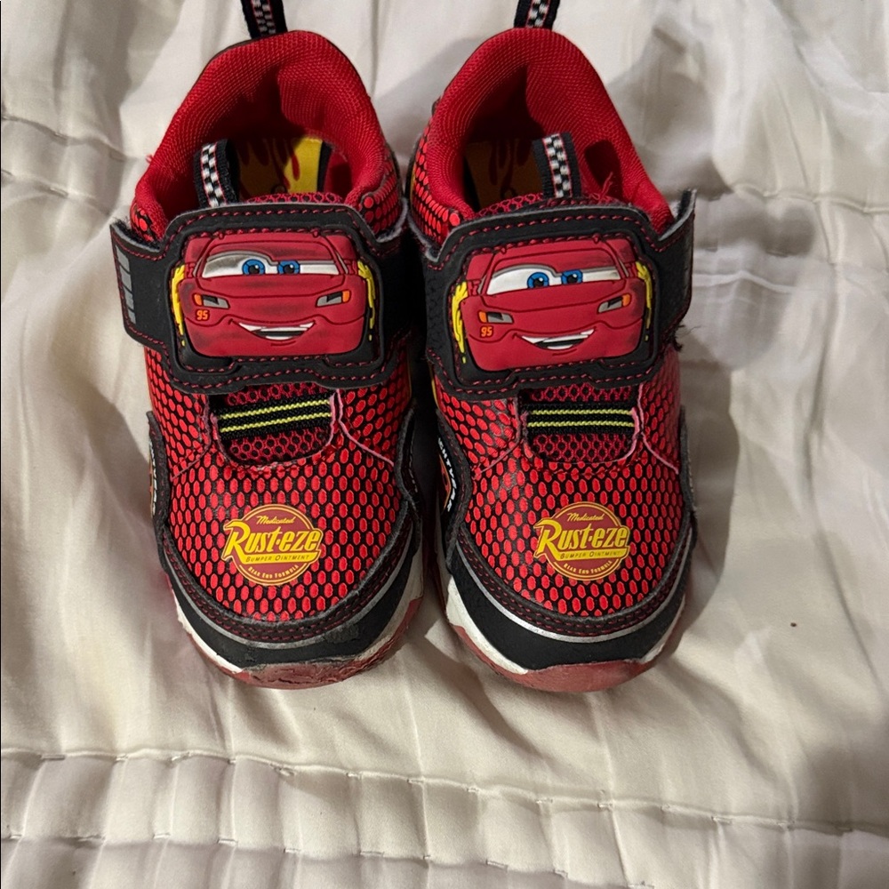 Kids Red ‘Cars Lightning McQueen Sneakers